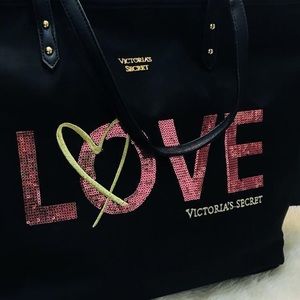 Meet your Posher, Anam